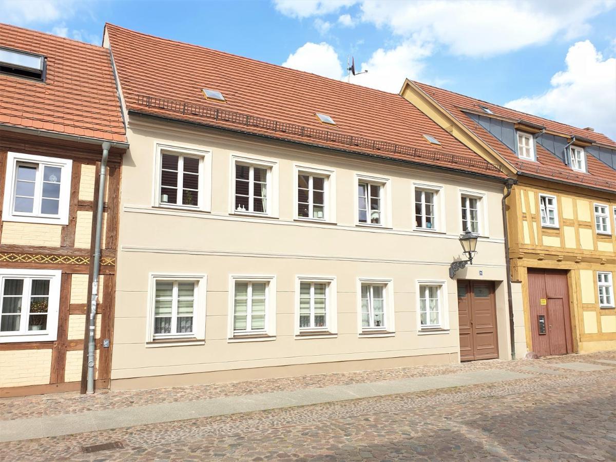 Travel Art Boardinghouse Aparthotel Нойрупин Екстериор снимка
