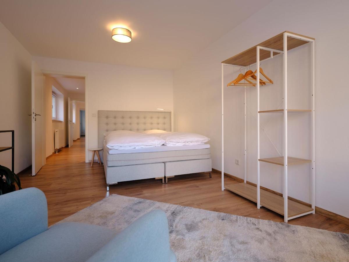 Travel Art Boardinghouse Aparthotel Нойрупин Екстериор снимка